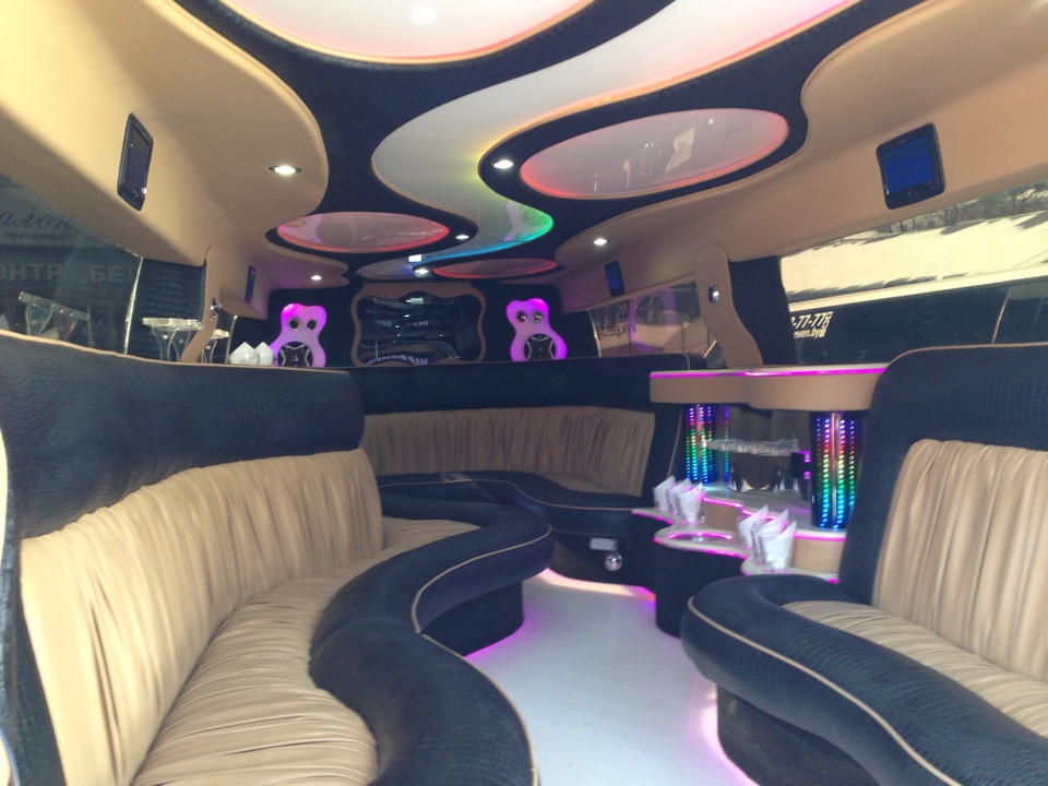 vechernyaya ekskursia po Minsku na limuzine